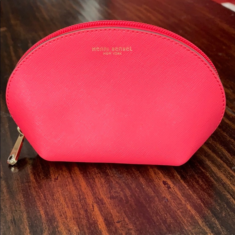 Henri Bendel cosmetic bag